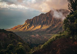 “2C” 和 “2B” 是商业领域中常用的模式缩写